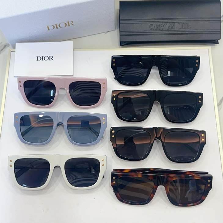 Picture of Dior Sunglasses _SKUfw76034696fw